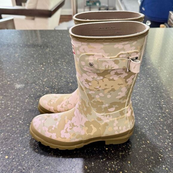 Hunter Women’s Short Flecktarn Camo Rain Boots. Size 6. - Picture 4 of 14